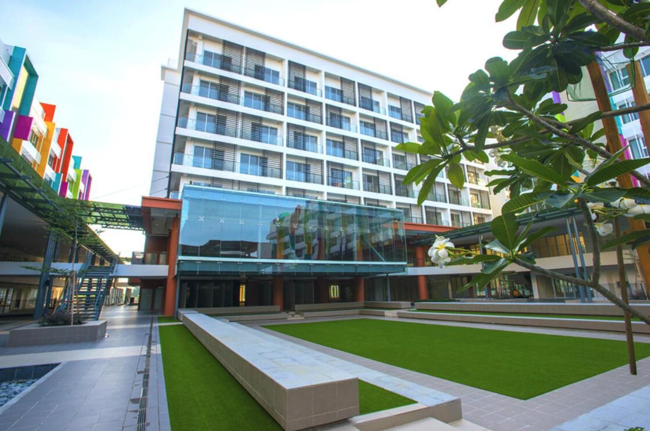 Aeropod Kk Corner Unit Near City And Airport 4 Pax Free Parking 亞庇 外观 照片